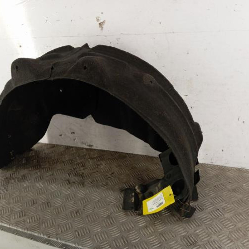 Pare boue arriere droit RENAULT MEGANE 4