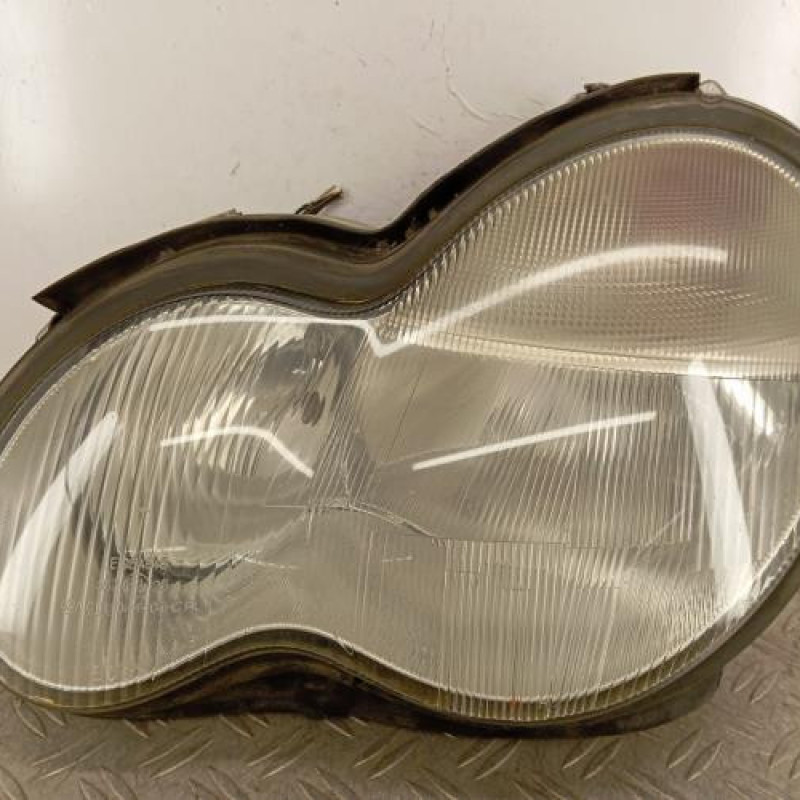 Optique avant principal gauche (feux)(phare) MERCEDES CLASSE C 203