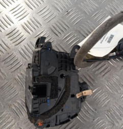 Serrure avant droit RENAULT CLIO 5