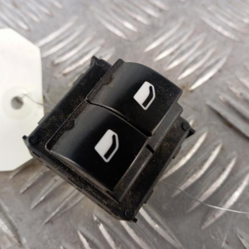 Interrupteur de leve vitre avant gauche CITROEN C4 CACTUS