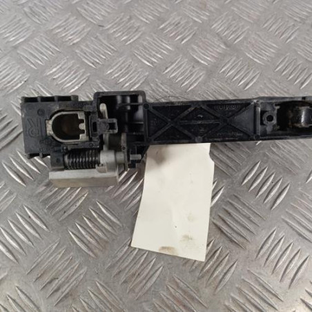 Poignee porte arriere droit NISSAN QASHQAI 1