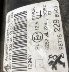 Optique avant principal droit (feux)(phare) PEUGEOT 308 2 Photo n°3