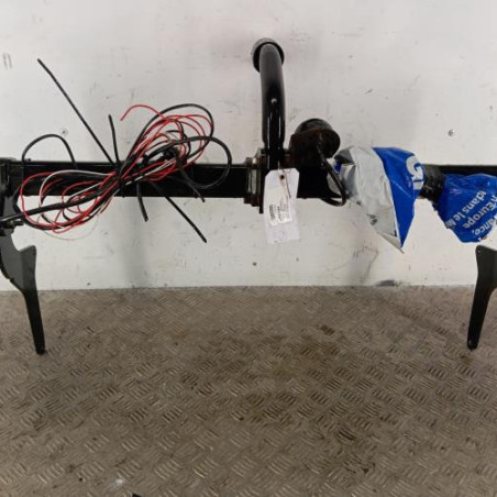 Attelage (boule de remorquage) RENAULT CLIO 4 Photo n°1