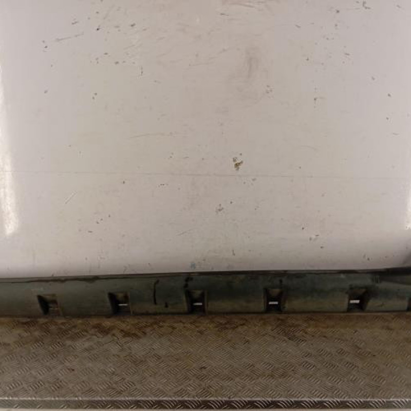 Bas de caisse gauche DACIA DUSTER 1