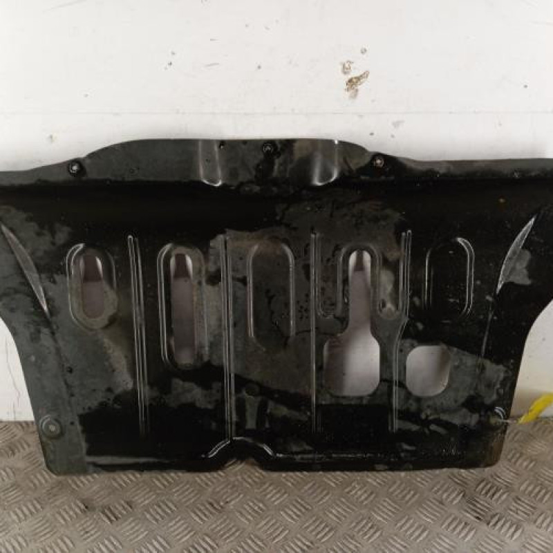 Cache sous moteur DACIA DUSTER 1