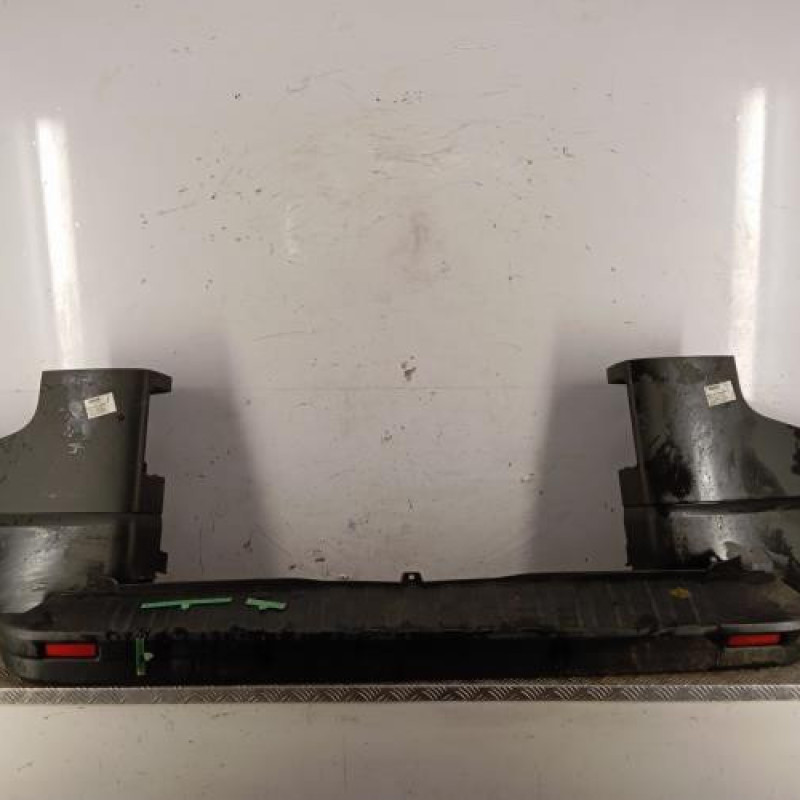 Pare choc arriere RENAULT TRAFIC 3 COURT