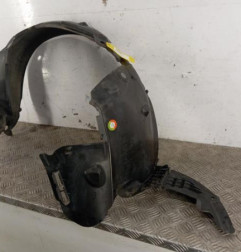 Pare boue avant gauche RENAULT CLIO 2 Photo n°1