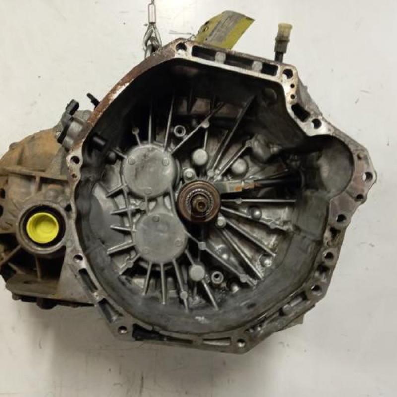 Boite de vitesses OPEL VIVARO 2