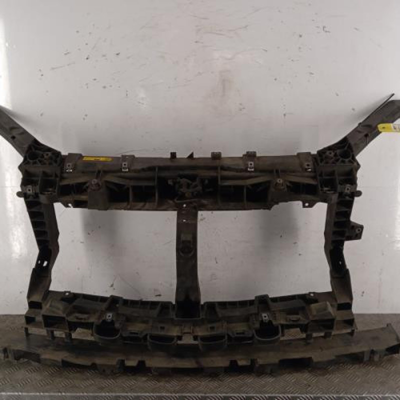 Face avant OPEL VIVARO 2