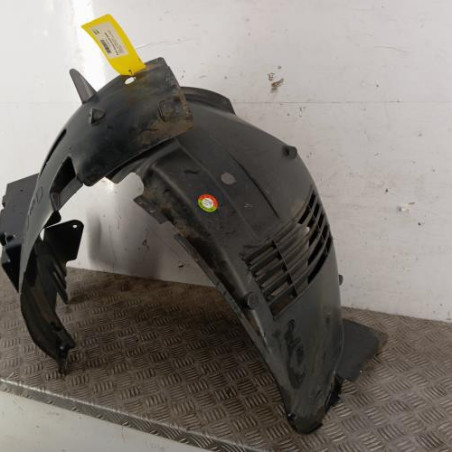 Pare boue avant droit OPEL VIVARO 2