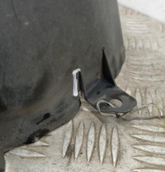 Pare boue avant gauche OPEL CORSA D Photo n°3