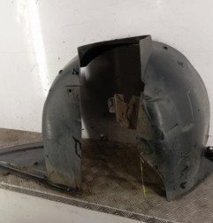 Pare boue avant droit PEUGEOT 307