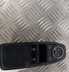 Interrupteur de leve vitre avant gauche RENAULT CLIO 5 Photo n°1