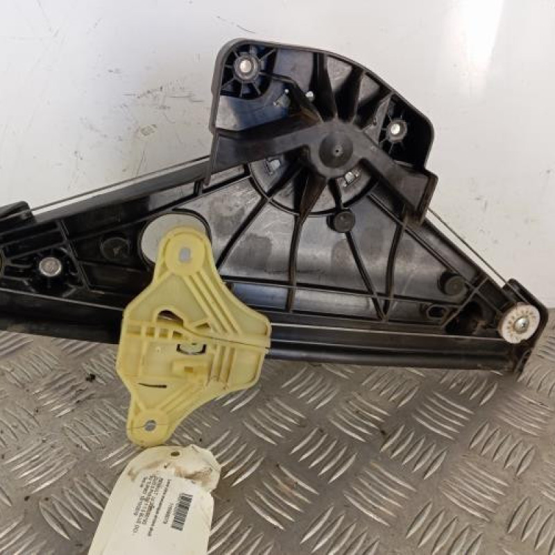 Leve vitre mecanique arriere droit RENAULT CLIO 5